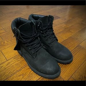 Black Timberlands
